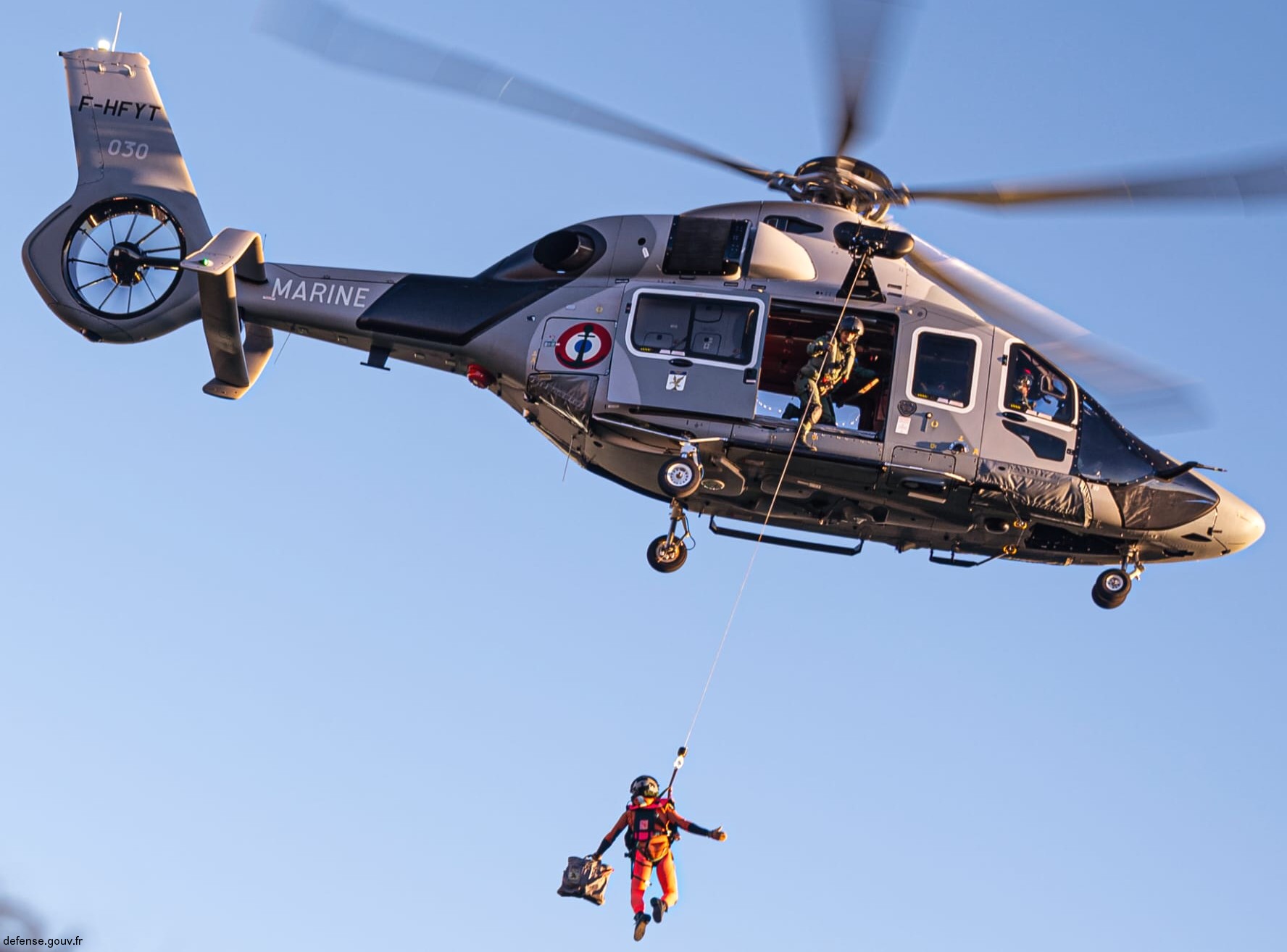 h160b helicopter french navy marine nationale f-hfyt 030 27