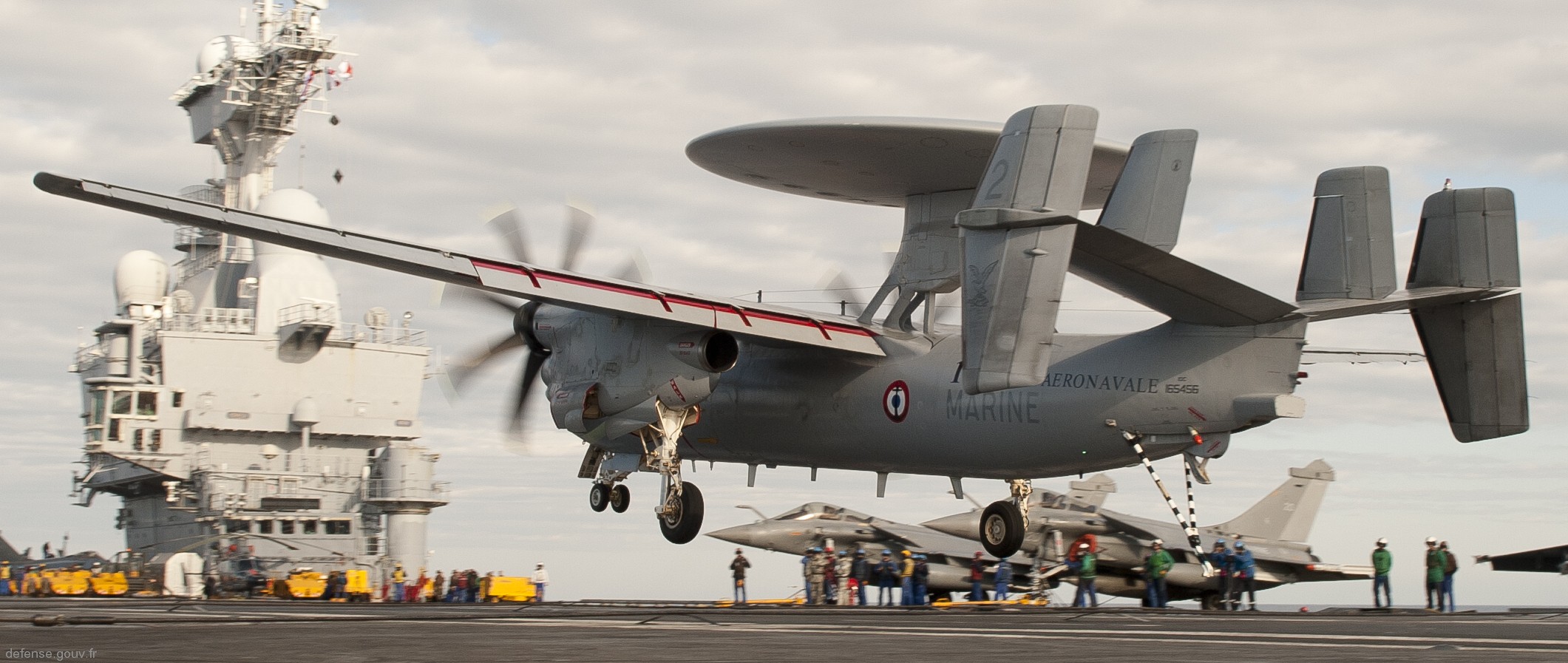 e-2c hawkeye french navy marine nationale grumman aeronavale flottille 4f aircraft carrier charles de gaulle r-91 28