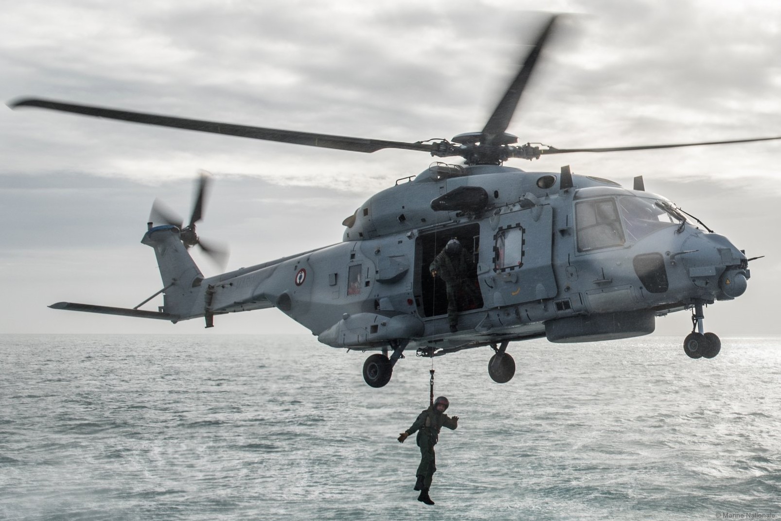 nh90 caiman nfh helicopter french navy marine nationale aeronavale flottille 31f 33f 18