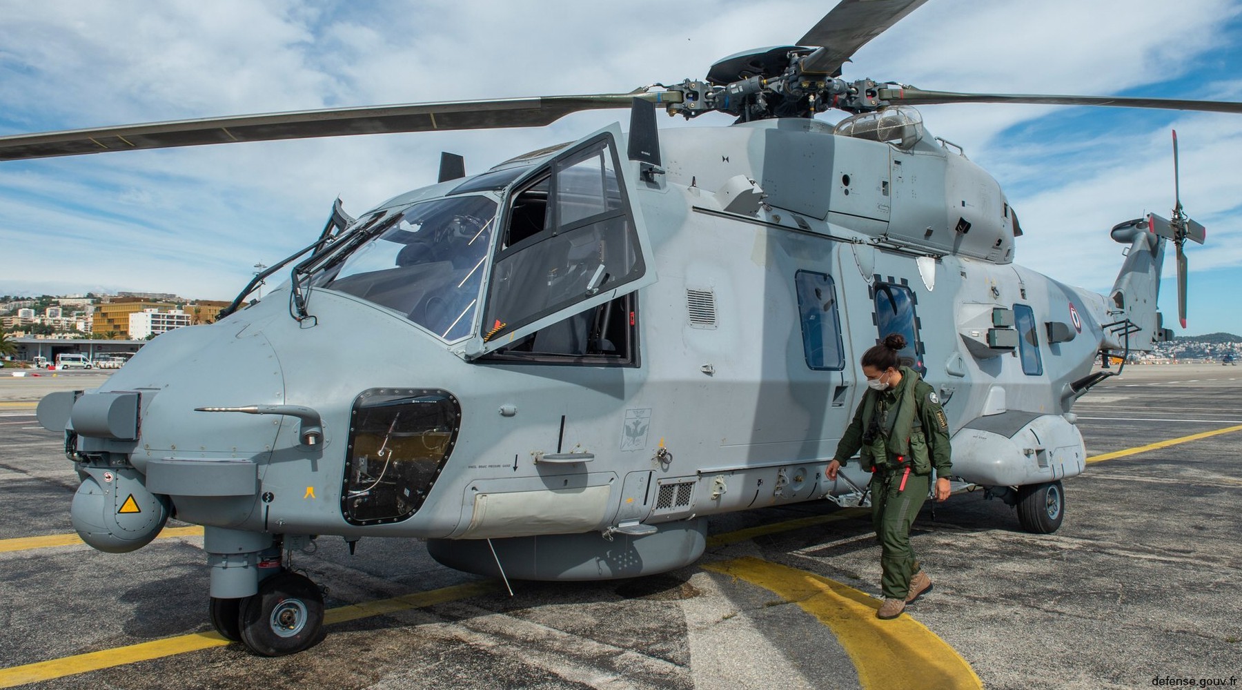 nh90 caiman nfh helicopter french navy marine nationale aeronavale flottille 31f 33f 59