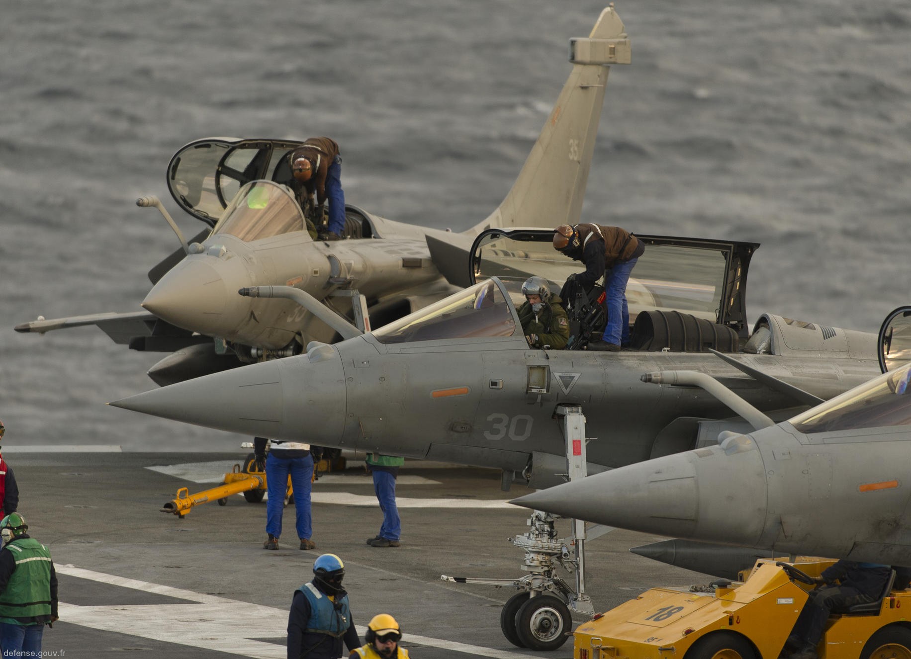 dassault rafale-m french navy aeronavale flottille 11f 12f 17f marine nationale 15