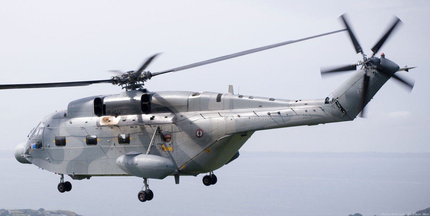 sa 321 super frelon helicopter french navy marine nationale aeronavale aerospatiale flottille 04