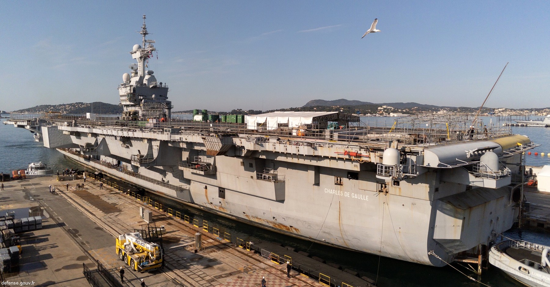 r91 fs charles de gaulle aircraft carrier french navy porte avion marine nationale dry-dock toulon 109