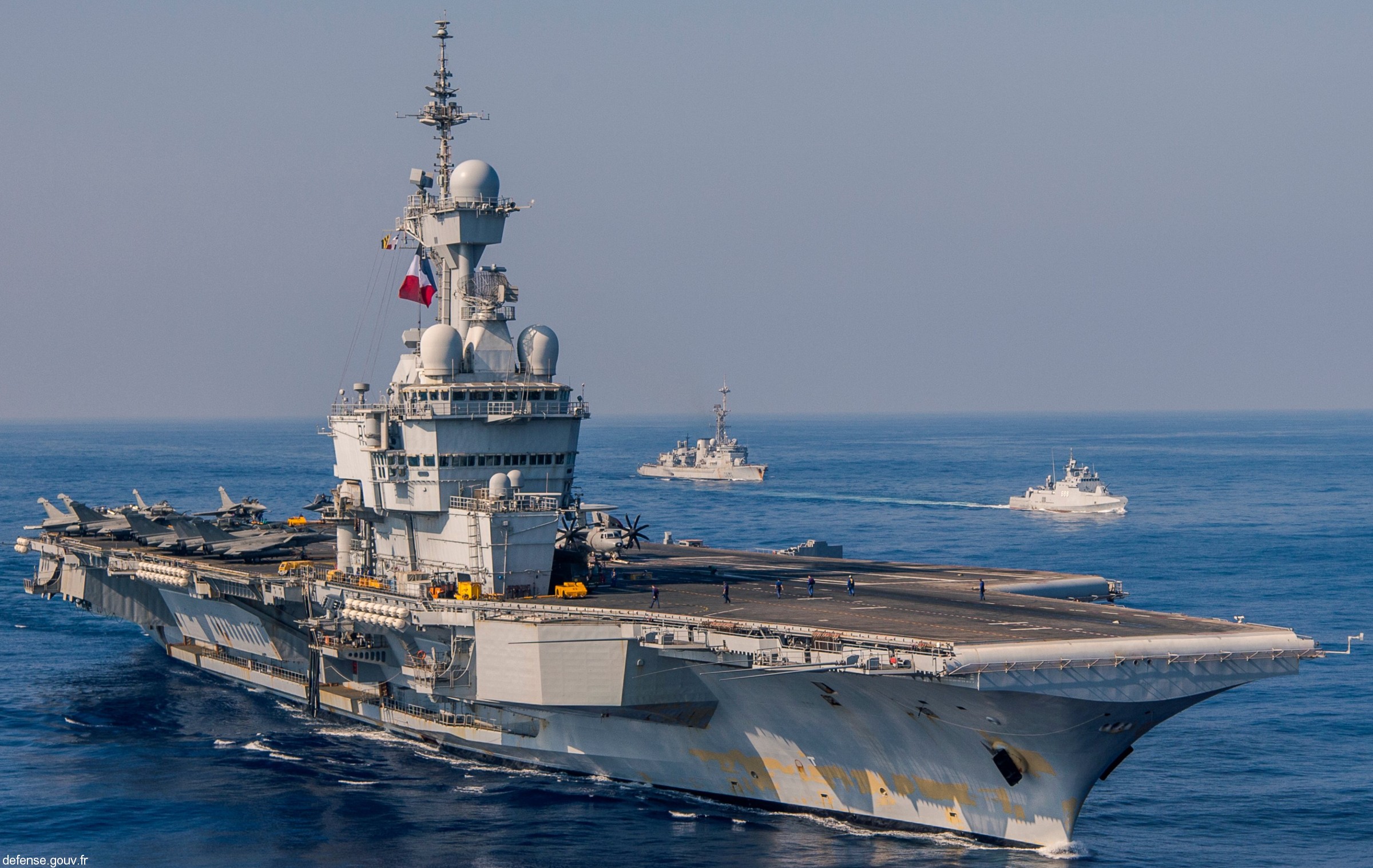 r91 fs charles de gaulle aircraft carrier french navy porte avion marine nationale 116