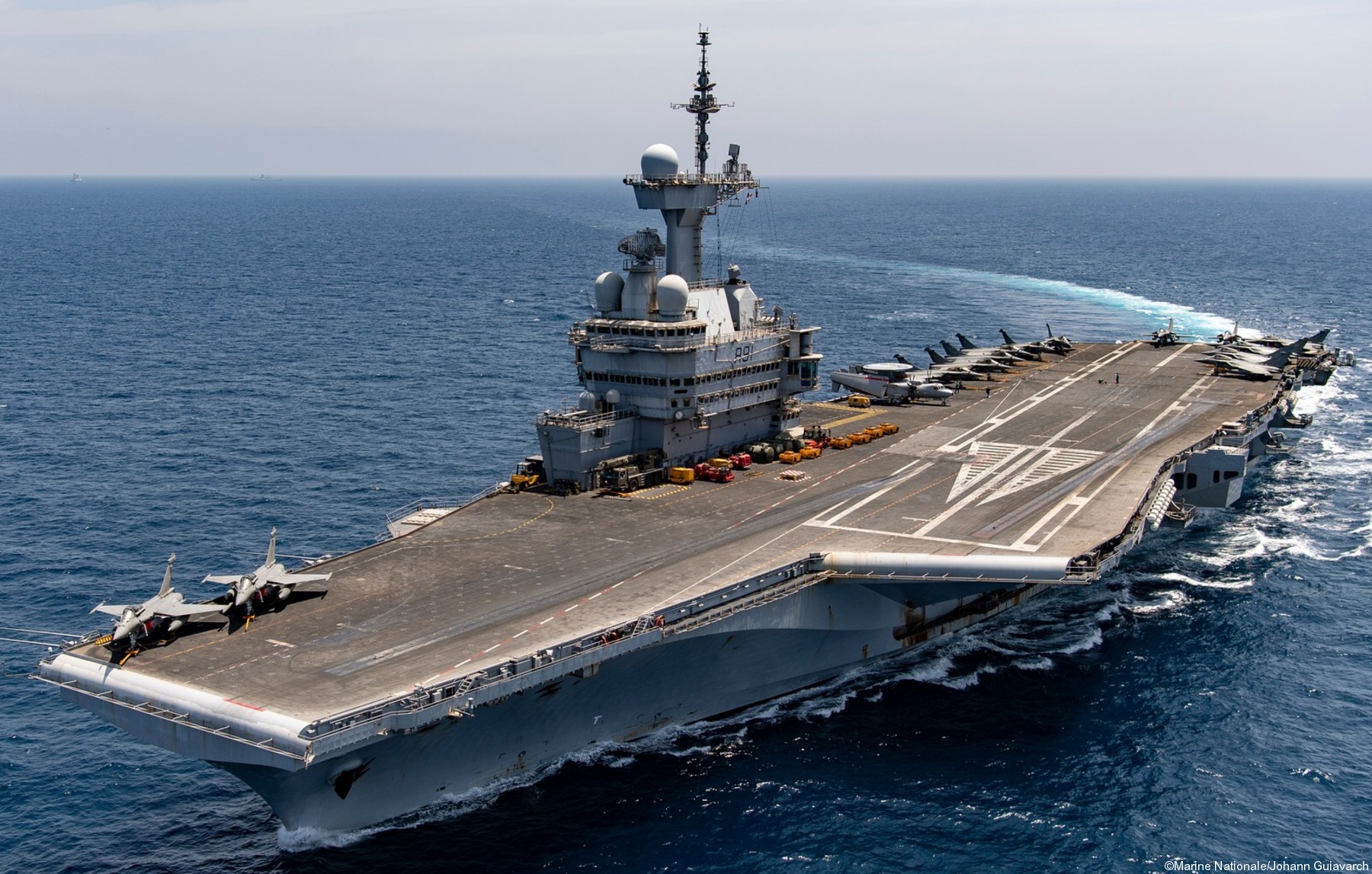 r91 fs charles de gaulle aircraft carrier french navy porte avion marine nationale 119