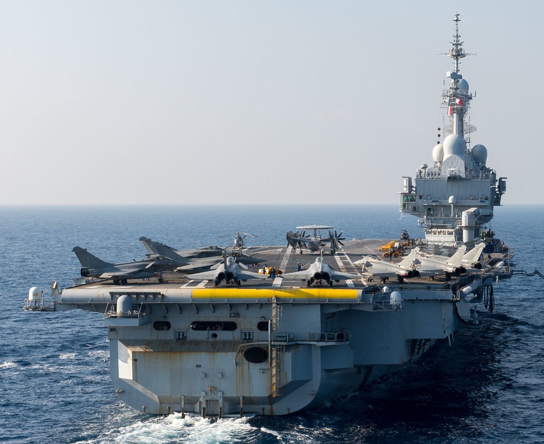 waterline GAGA 1//350 French aircraft carrier Charles de Gaulle R91//Rafale,E-2C