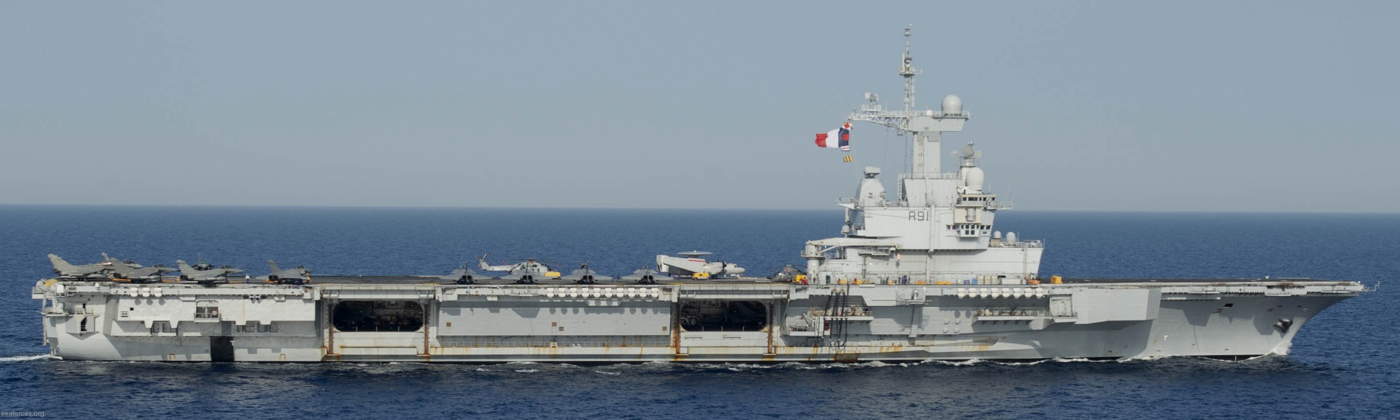  r-91 fs charles de gaulle aircraft carrier french navy 55
