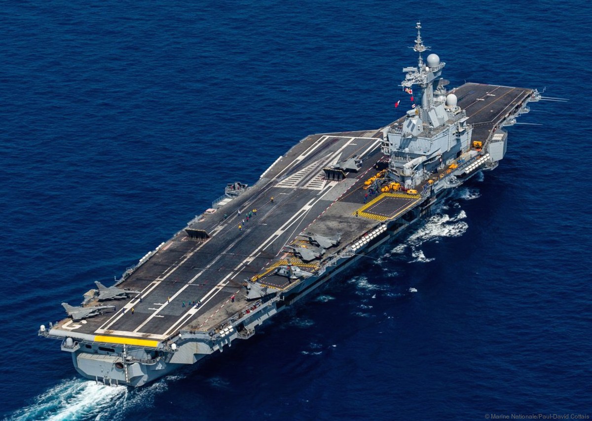 r-91 fs charles de gaulle aircraft carrier french navy marine nationale 76