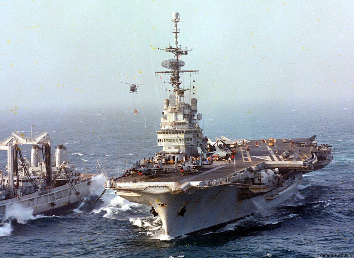 r-98 fs clemenceau aircraft carrier porte-avions french navy marine nationale 13