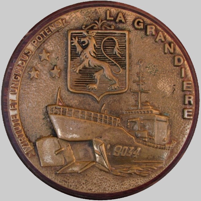 l-9034 la grandiere insignia crest patch badge tape bouche champlain batral class amphibious landing ship tank french navy marine nationale 02c