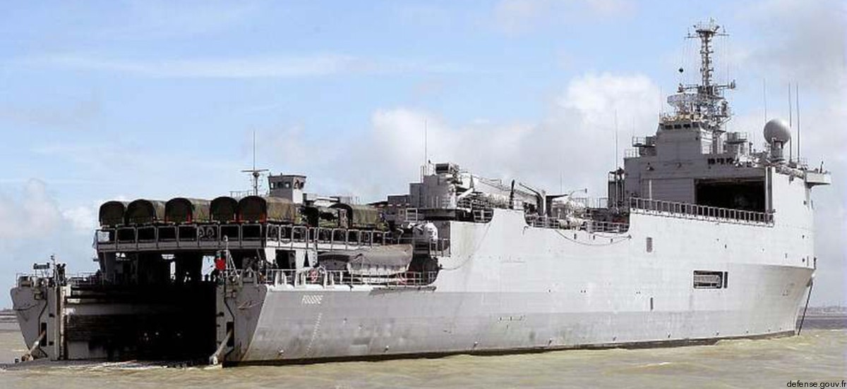 l-9011 fs foudre amphibious landing ship platform dock lpd french navy marine nationale tcd 06