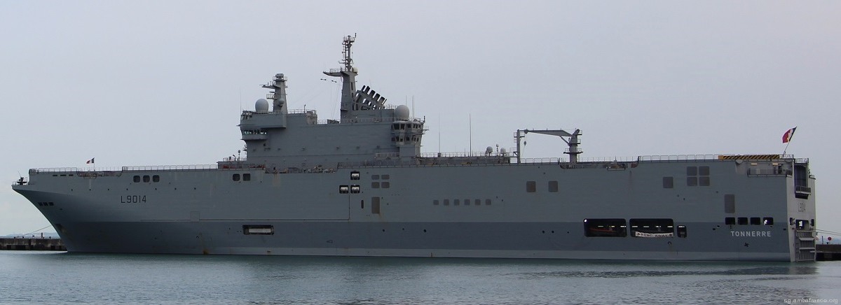 l-9014 fs tonnere mistral class amphibious assault command ship bpc french navy marine nationale 13