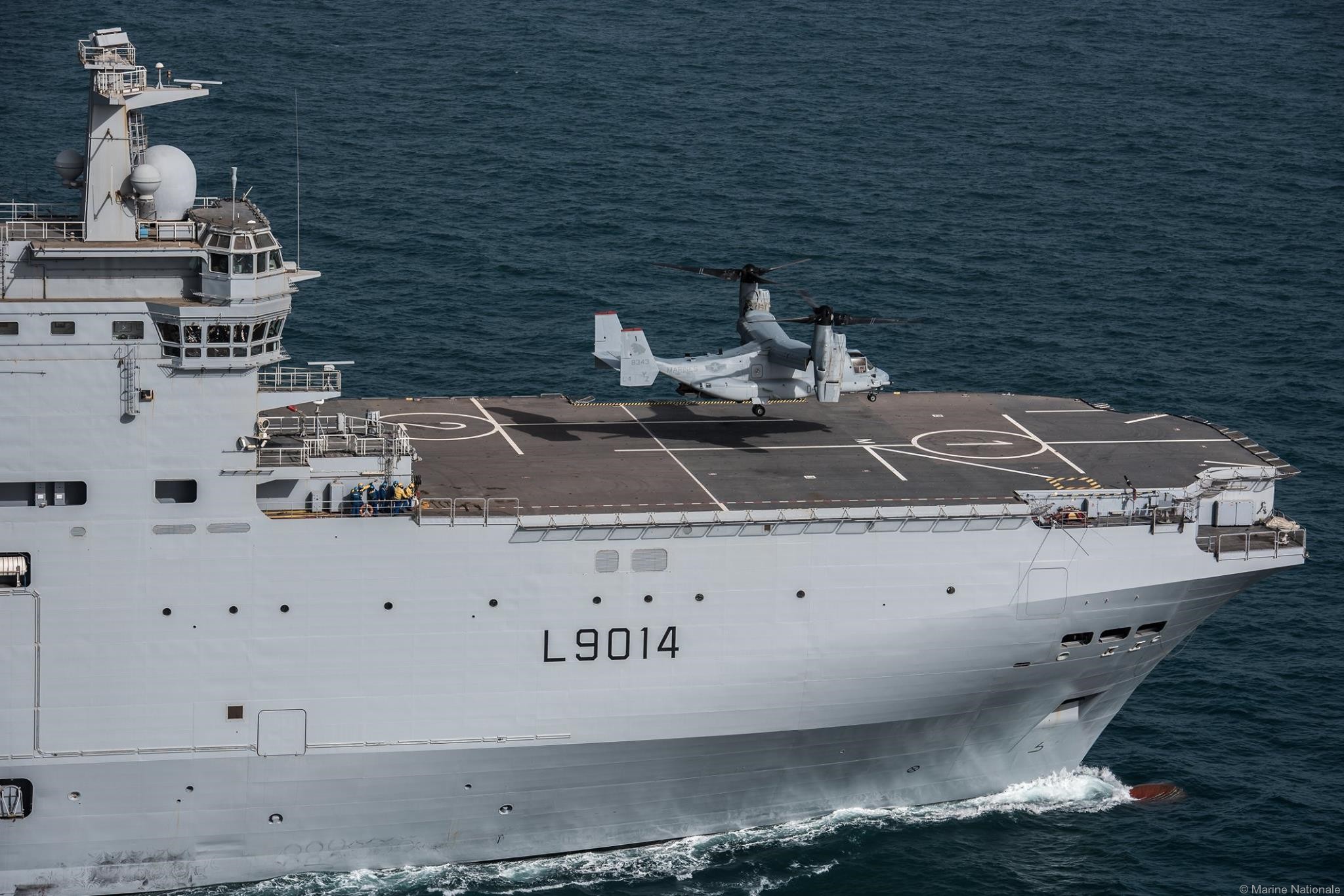 l-9014 fs tonnere mistral class amphibious assault command ship bpc french navy marine nationale 16 mv-22b osprey us marines