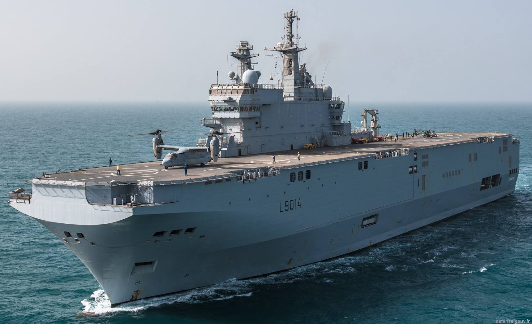 l-9014 fs tonnere mistral class amphibious assault command ship bpc french navy marine nationale 36