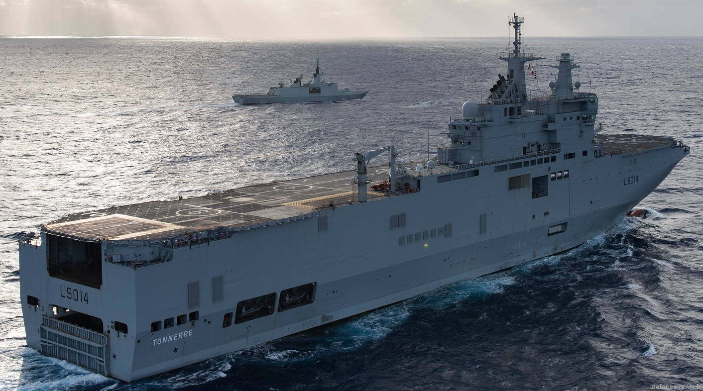 l-9014 fs tonnere mistral class amphibious assault command ship bpc french navy marine nationale 50