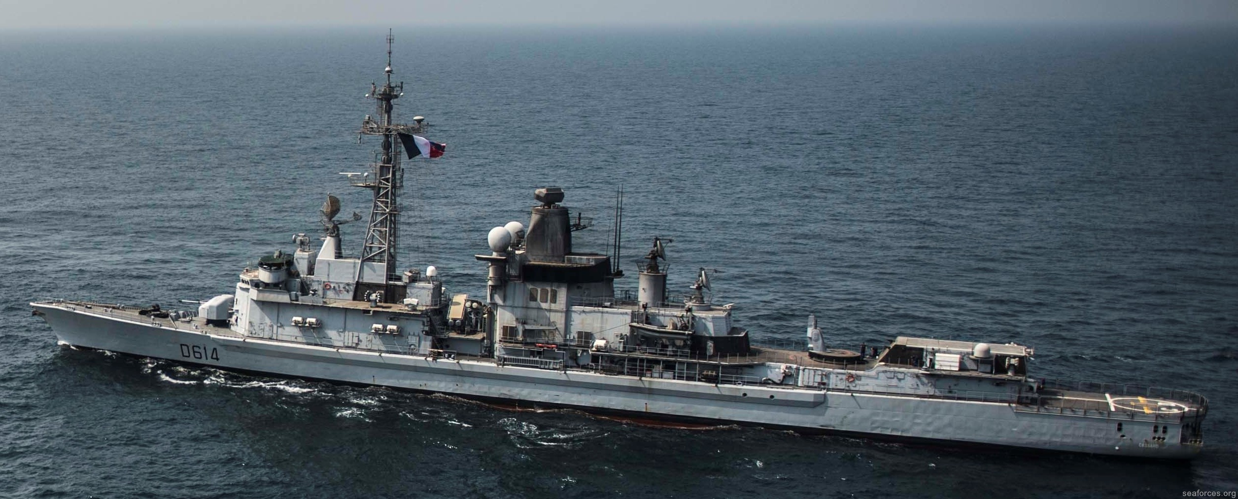 cassard class type f70aa guided missile air defense frigate french navy sm-1mr standard d-614