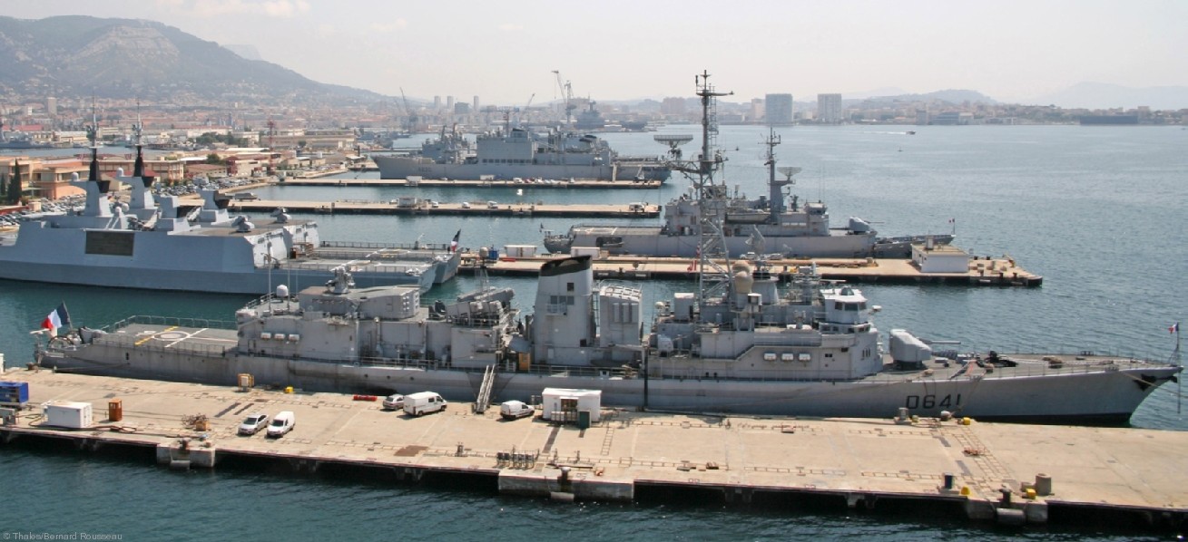 d-614 fs cassard f70aa class air defense frigate french navy marine nationale 12