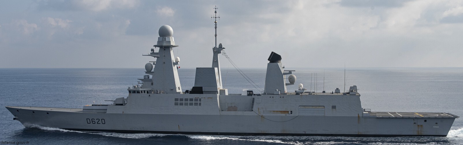 d-621 fs chevalier paul forbin horizon class guided missile frigate anti-air-warfare aaw ffgh french navy marine nationale 25