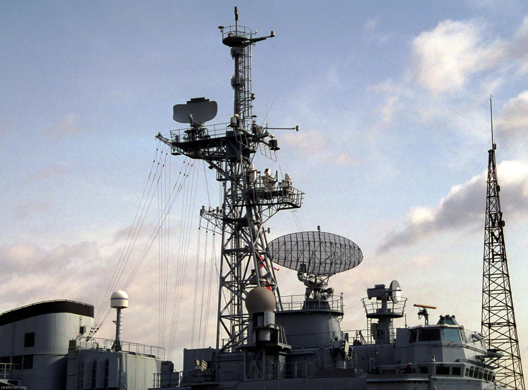 d-643 fs jean de vienne leygues class f70as asw frigate destroyer french navy marine nationale 21 mast radar