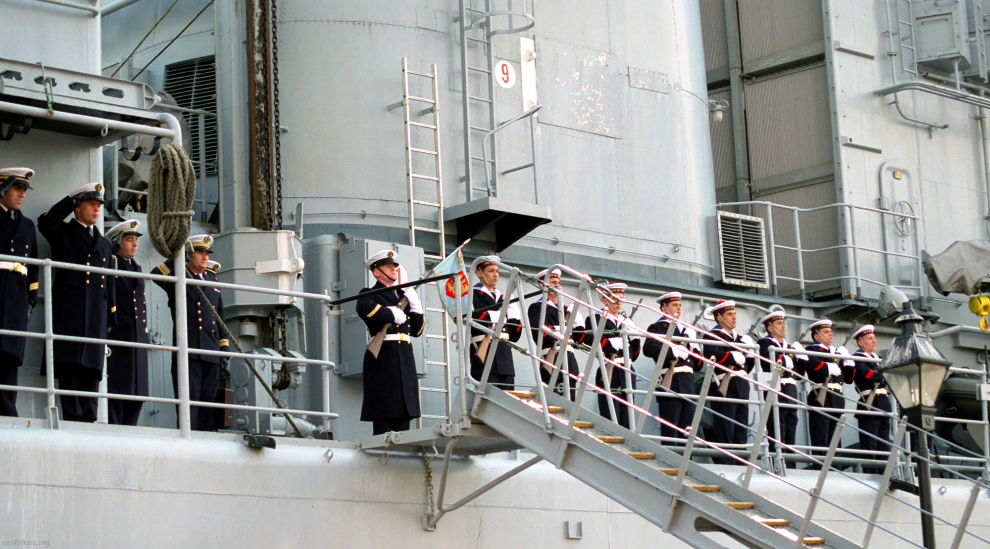 d-643 fs jean de vienne leygues class f70as asw frigate destroyer french navy marine nationale 24 honor guard