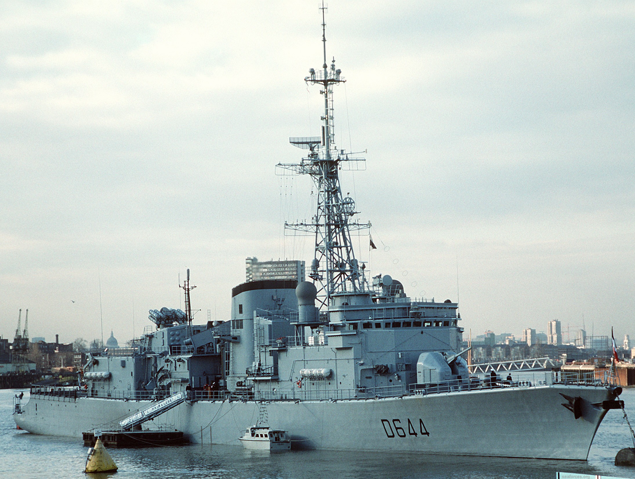 d-644 fs primauguet frigate destroyer asw type f70as leygues class french navy marine nationale 06