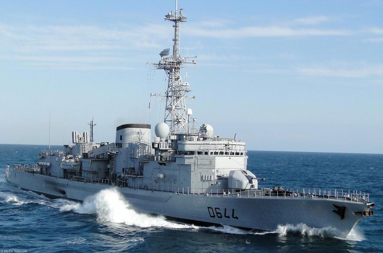 d-644 fs primauguet frigate destroyer asw type f70as leygues class french navy marine nationale 10