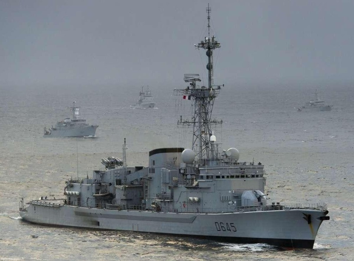 d-645 fs la motte picquet type f70as leygues class frigate destroyer french navy marine nationale 04