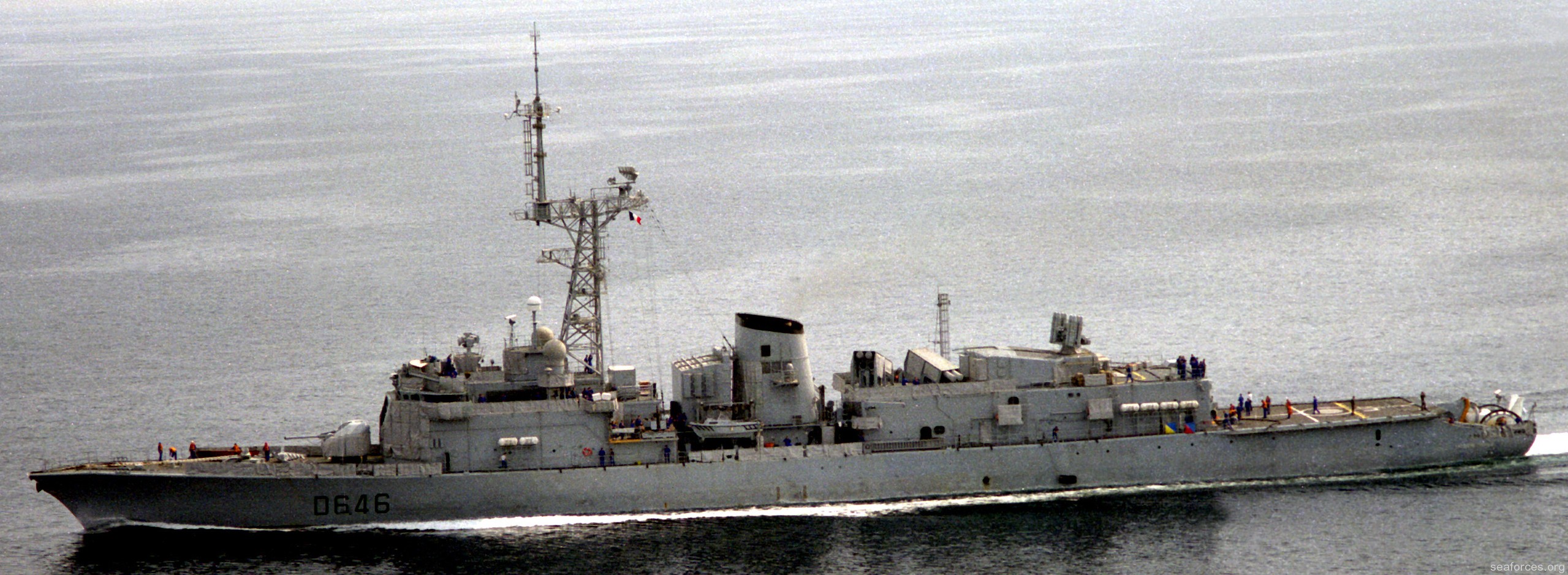 d-646 fs latouche treville f70as frigate destroyer asw french navy marine nationale 07