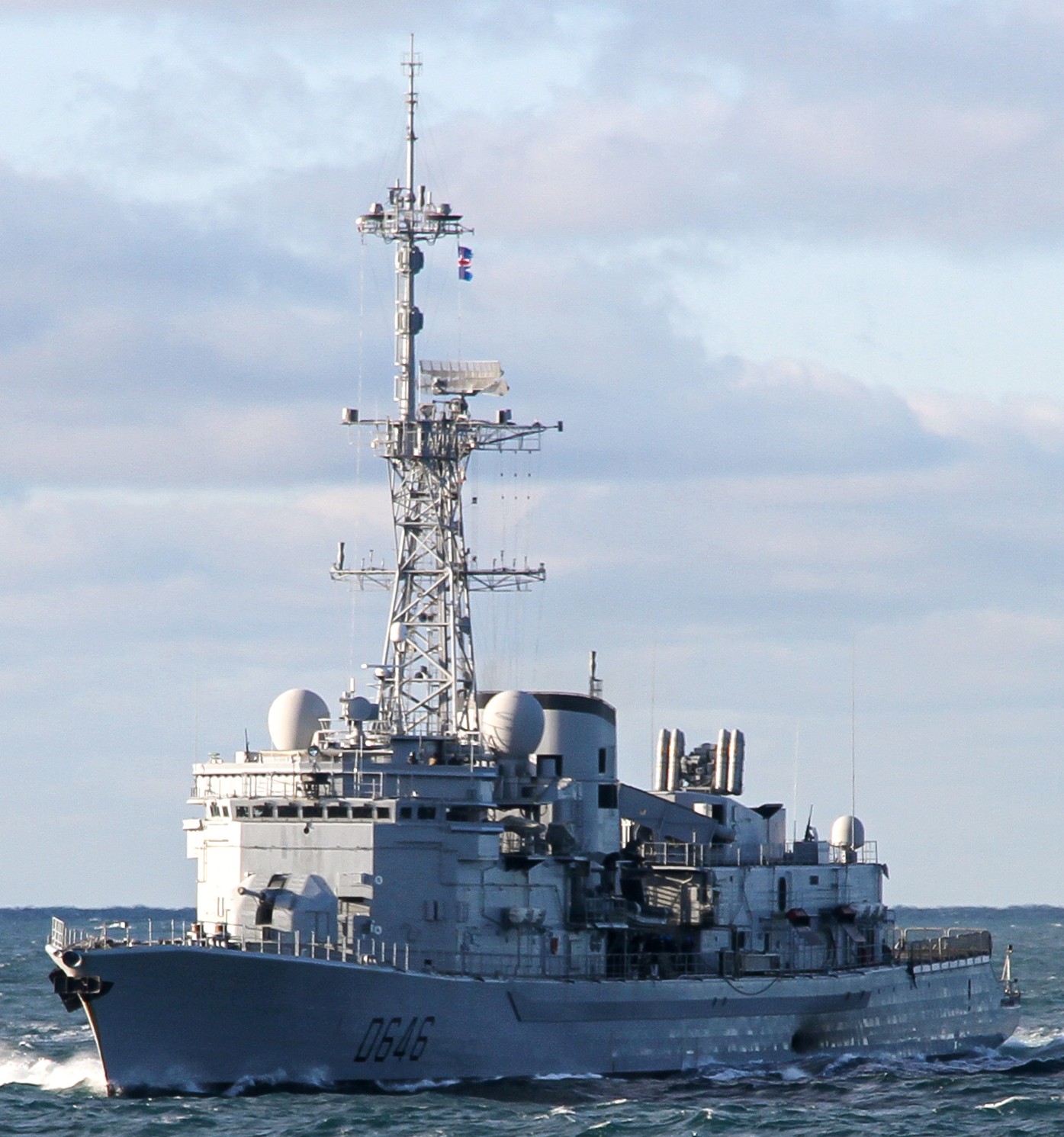d-646 fs latouche treville f70as frigate destroyer asw french navy marine nationale 33