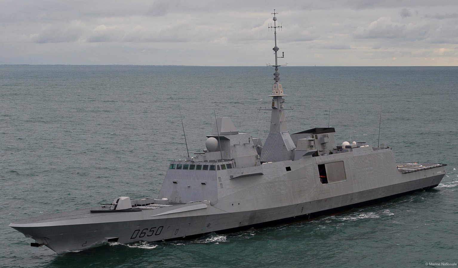 d-650 fs aquitaine fremm class frigate fregate multi purpose french navy marine nationale 05
