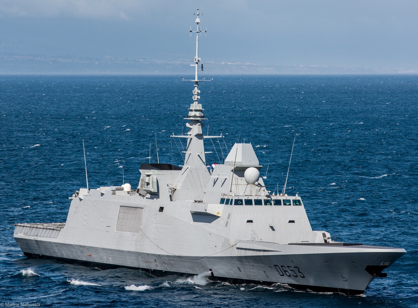 d-653 fs languedoc fremm aquitaine class frigate fregate multi purpose french navy marine nationale 14