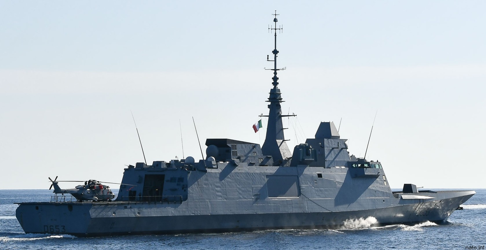 d-653 fs languedoc fremm aquitaine class frigate fregate multi purpose french navy marine nationale 19