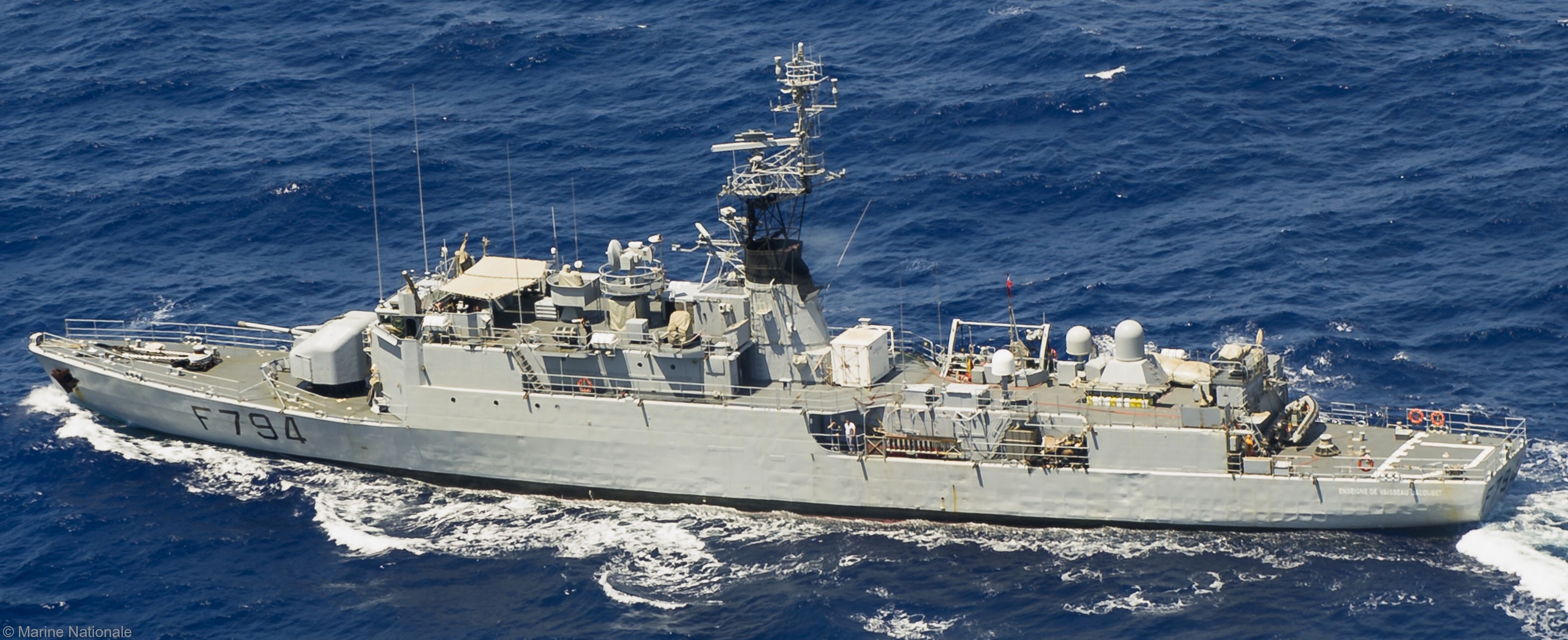 f-794 fs enseigne de vaisseau jacoubet d'estienne d'orves class corvette type a69 aviso french navy marine nationale 05