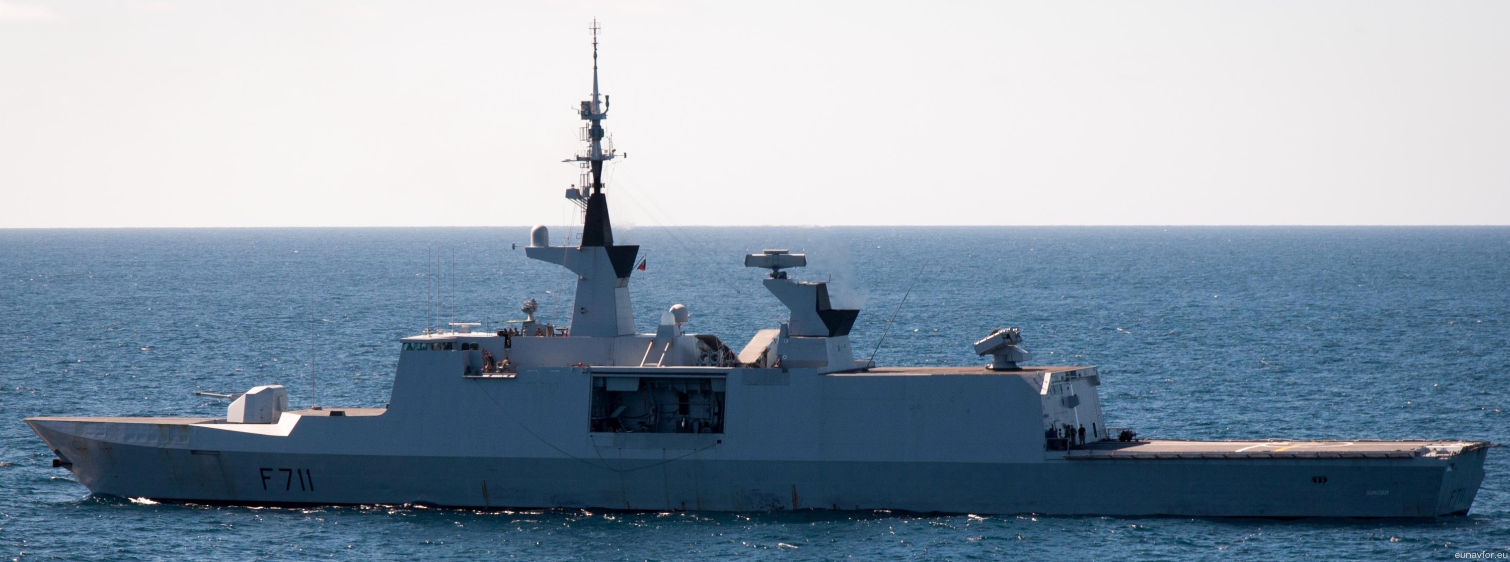 f-711 fs surcouf la fayette class frigate french navy marine nationale 09