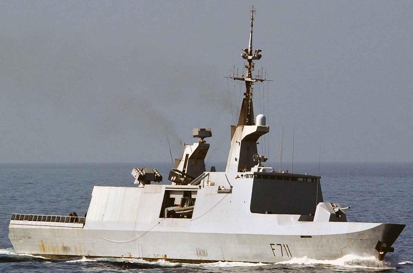 f-711 fs surcouf la fayette class frigate french navy marine nationale 23