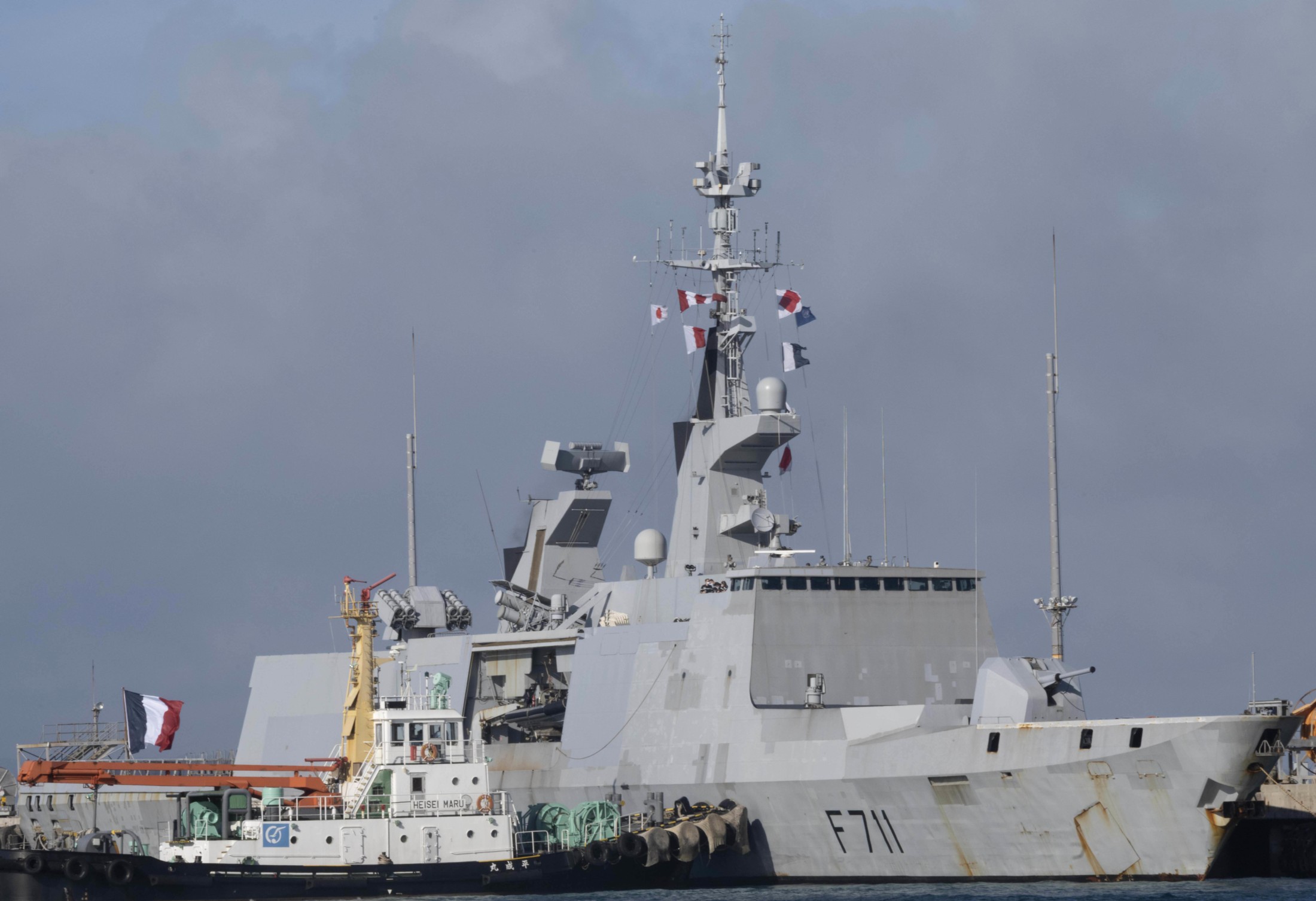 f-711 fs surcouf la fayette class frigate french navy marine nationale 31