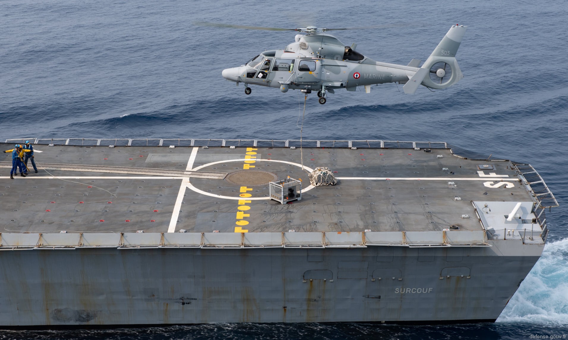 f-711 fs surcouf la fayette class stealth frigate french navy marine nationale 35 dauphin panther helicopter
