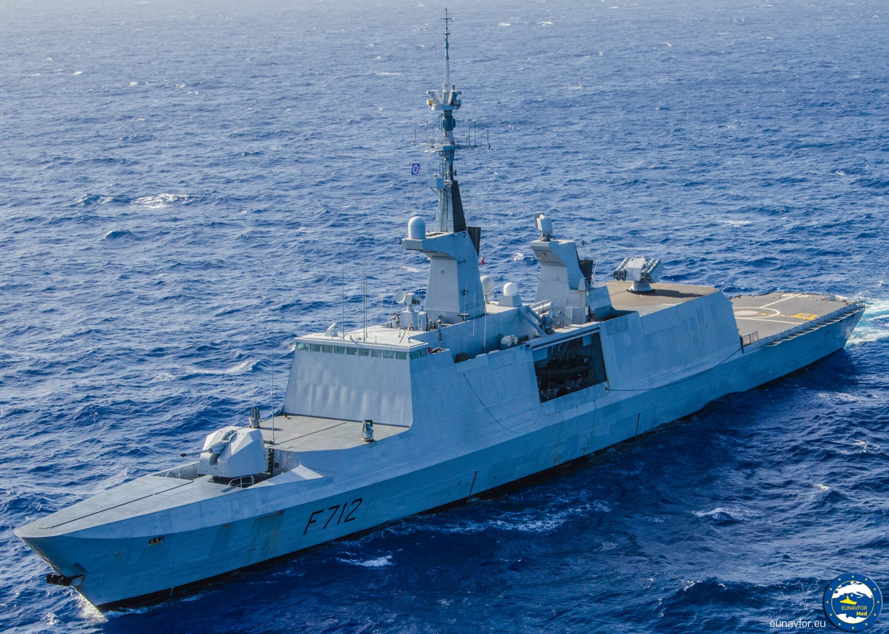 f-712 fs courbet la fayette class frigate french navy marine nationale stealth 03 eunavfor med