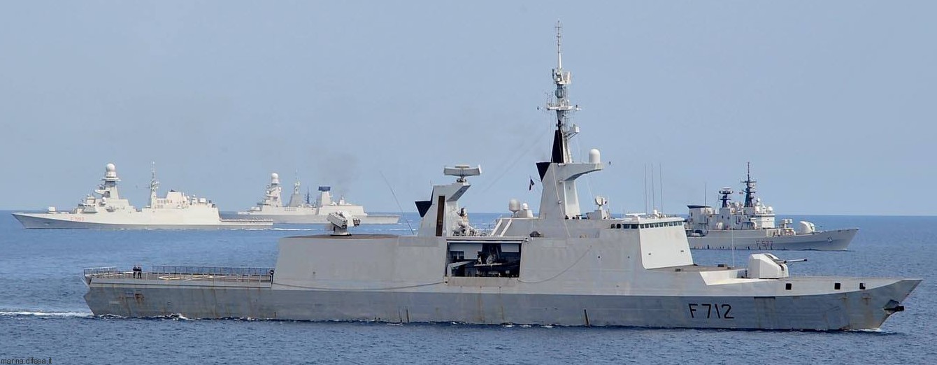 f-712 fs courbet la fayette class frigate french navy marine nationale 17