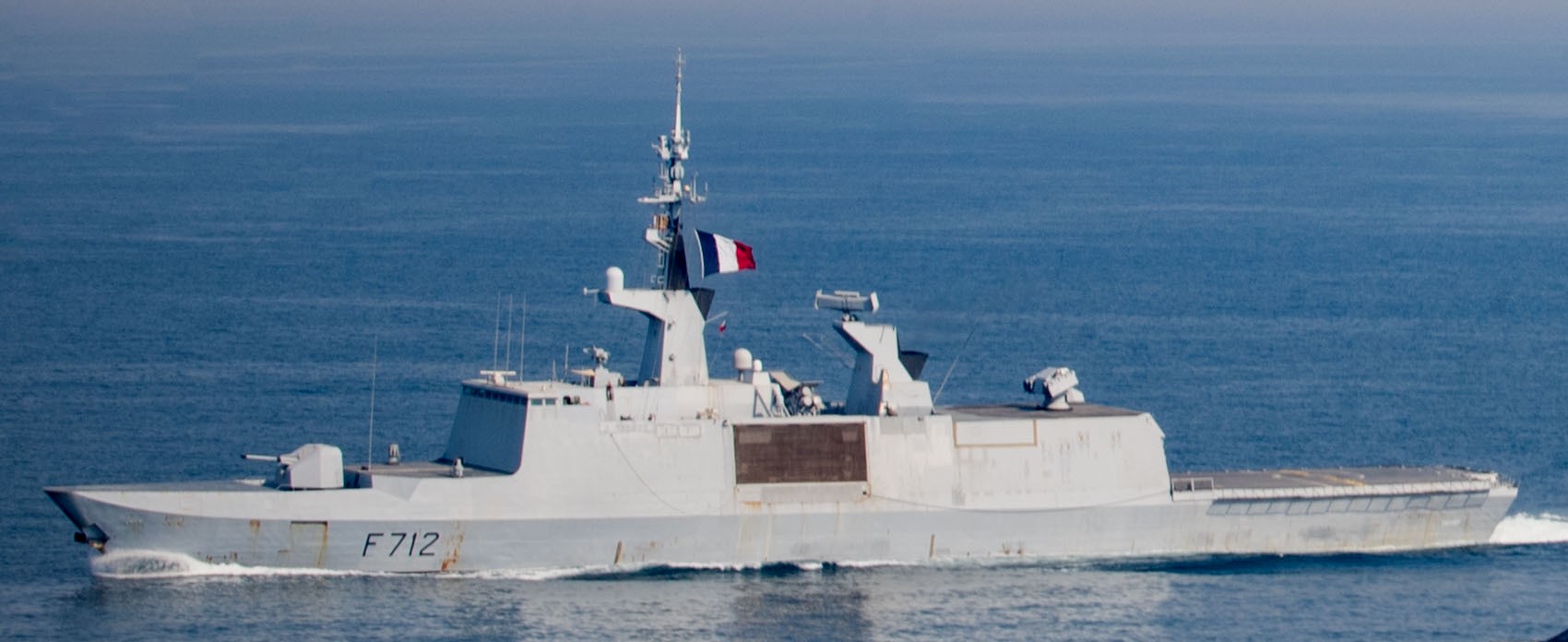 f-712 fs courbet la fayette class frigate french navy marine nationale 31