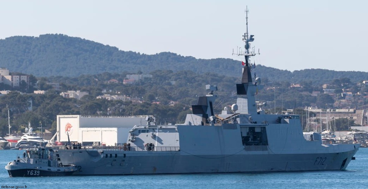 f-712 fs courbet la fayette class frigate french navy marine nationale 45