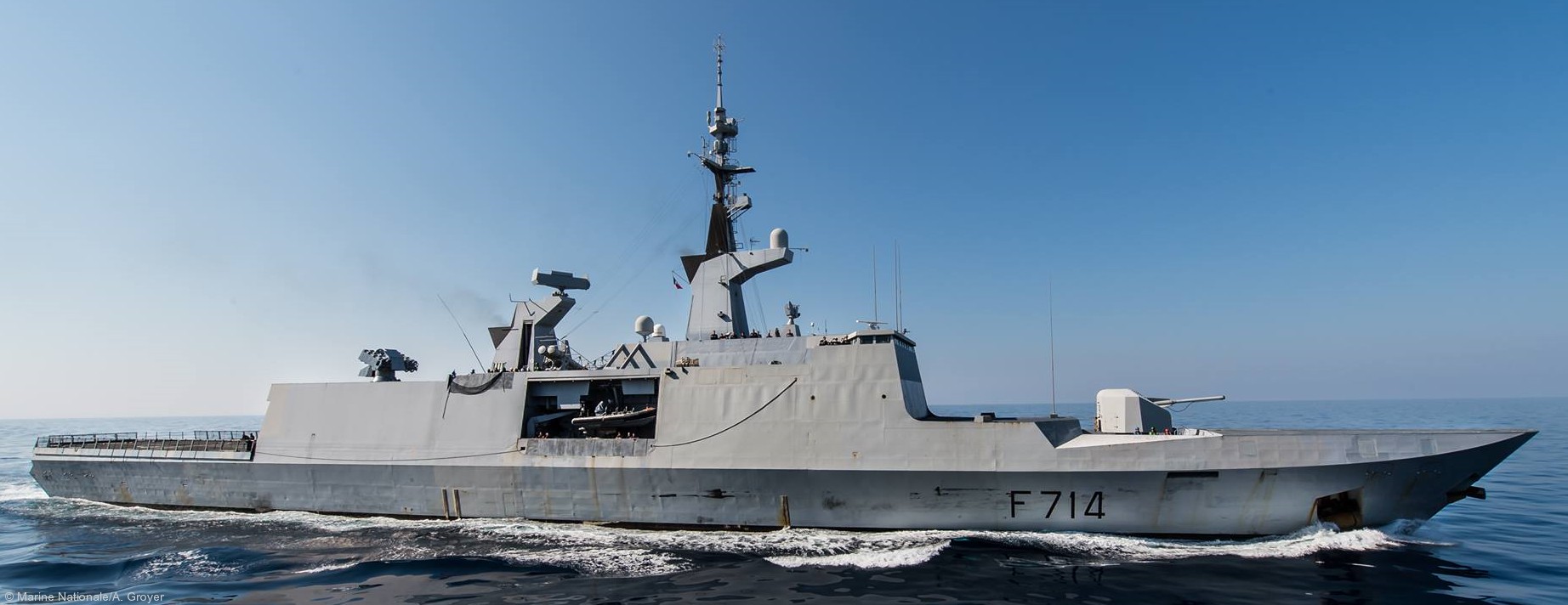 f-714 fs guepratte la fayette class frigate flf french navy marine nationale 02