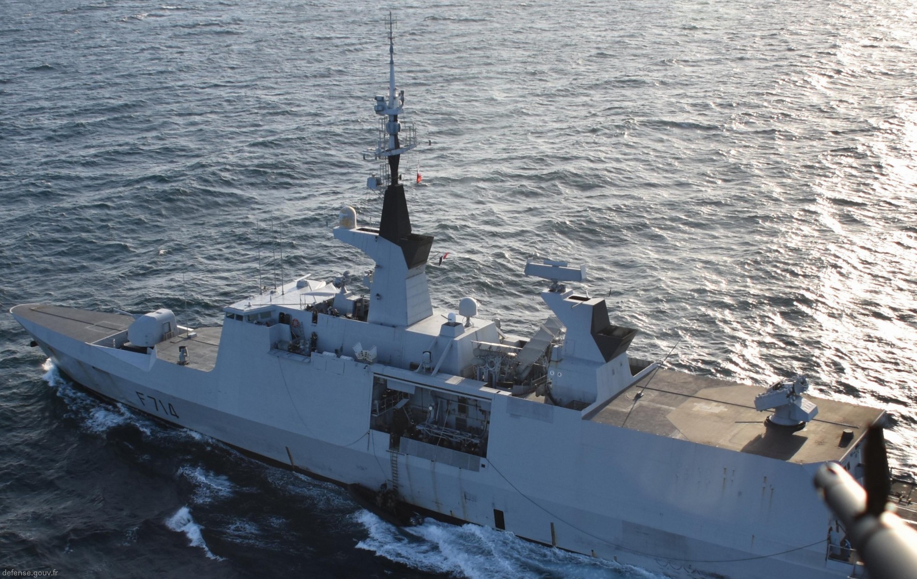 f-714 fs guepratte la fayette class frigate flf french navy marine nationale 16