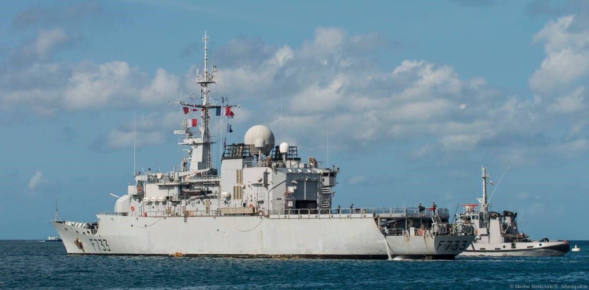 f-733 fs ventose floreal class frigate french navy fregate surveillance marine nationale 10x fort de france martinique
