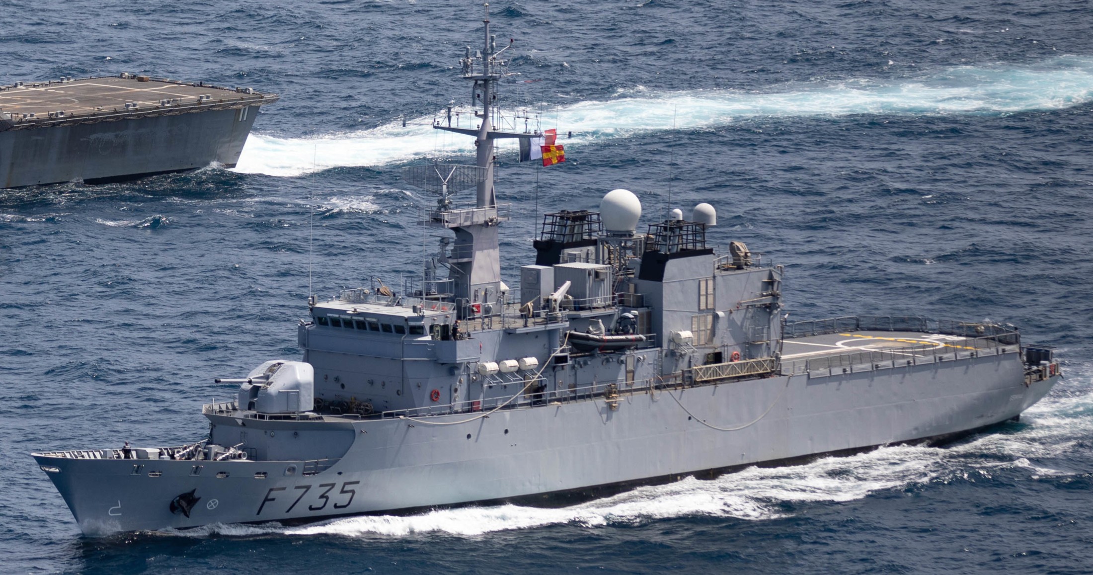 f-735 fs germinal floreal class frigate french navy marine nationale fregate de surveillance 07