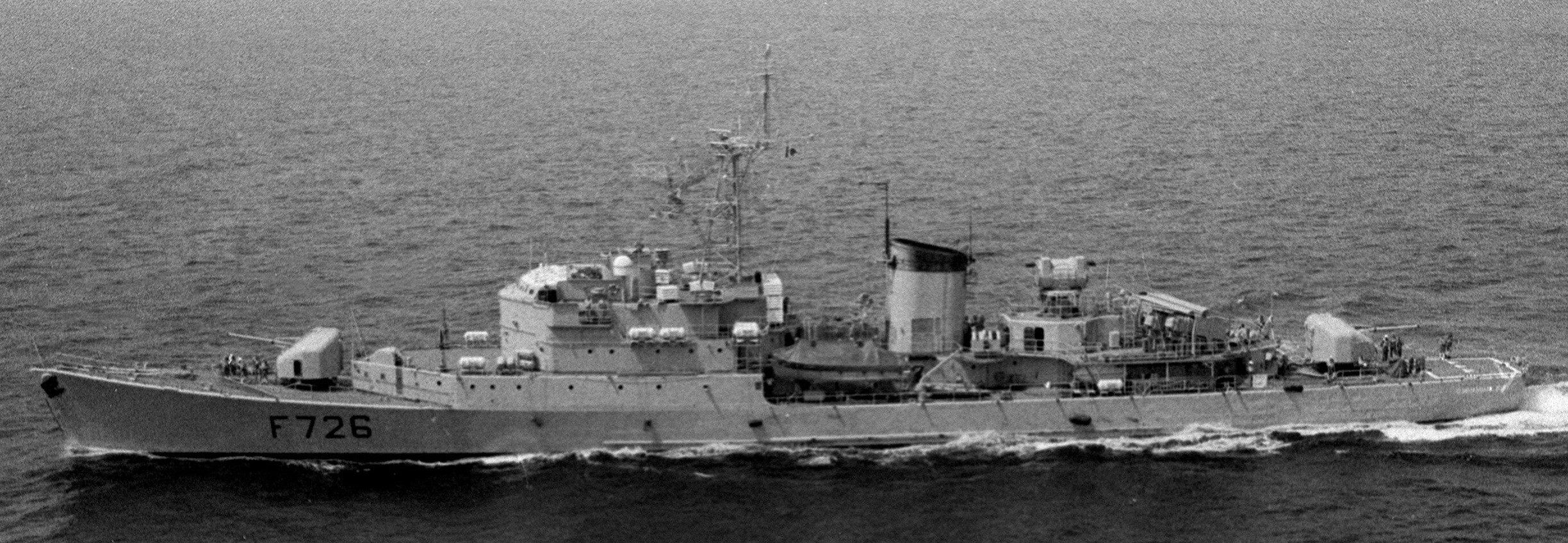 riviere class frigate aviso escorteur f-726 commandant bory french navy marine nationale 04
