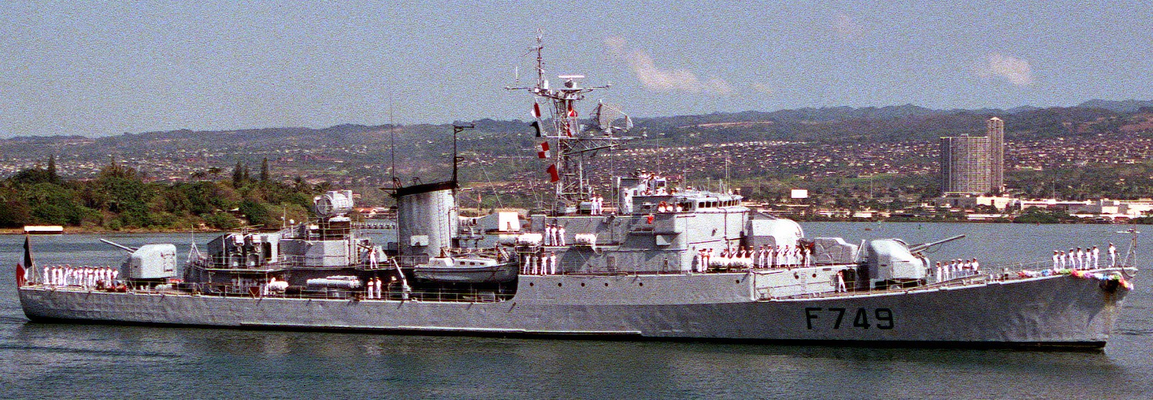 riviere class frigate aviso escorteur f-749 enseigne de vaisseau henry french navy marine nationale 0502