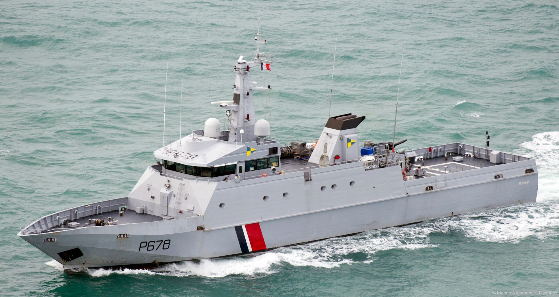 p-678 pluvier flamant class offshore patrol vessel opv french navy patrouilleur marine nationale 02