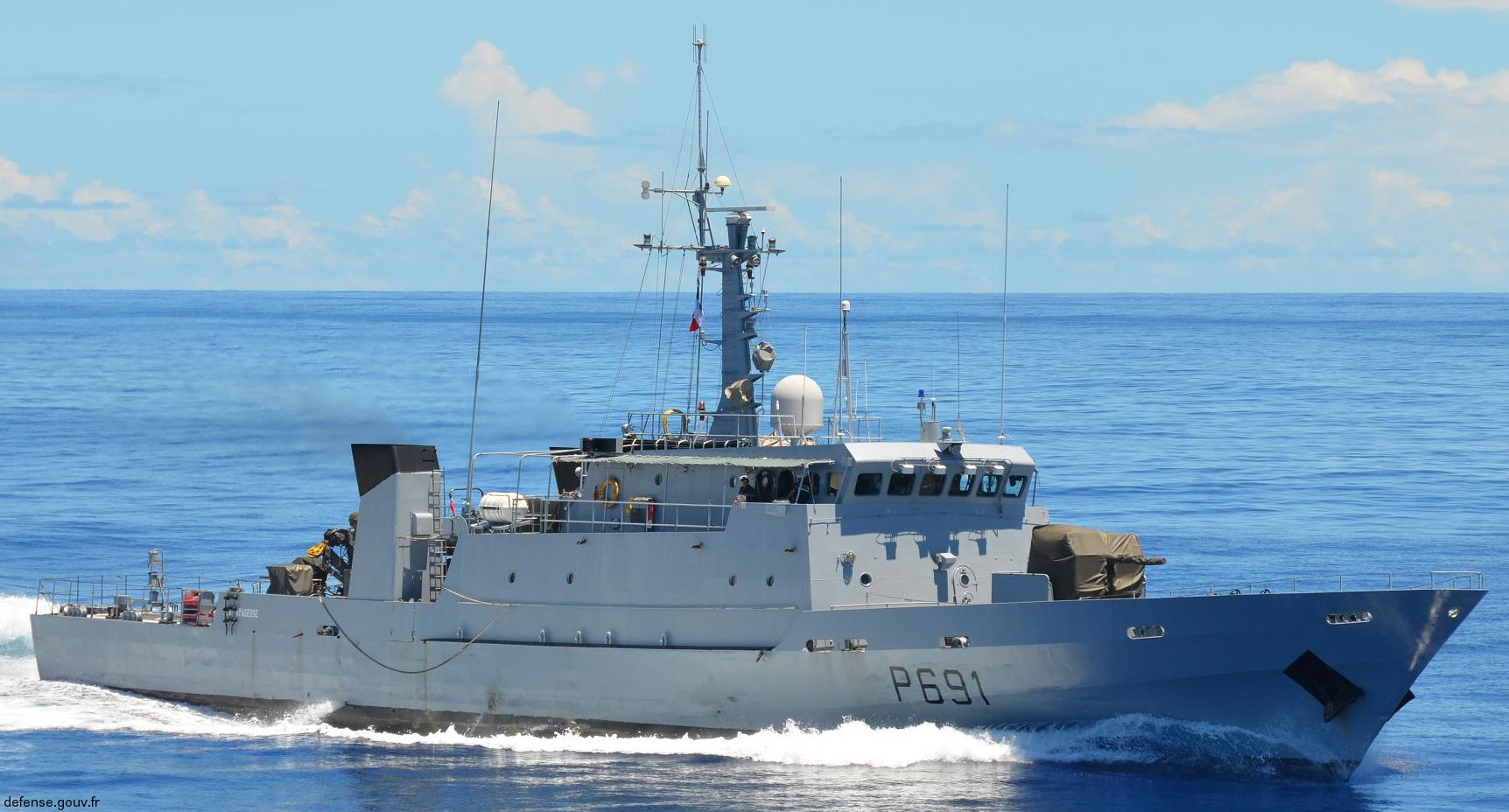 p-691 la tapageuse l'audacieuse p400 class patrol vessel french navy patrouilleur marine nationale 04
