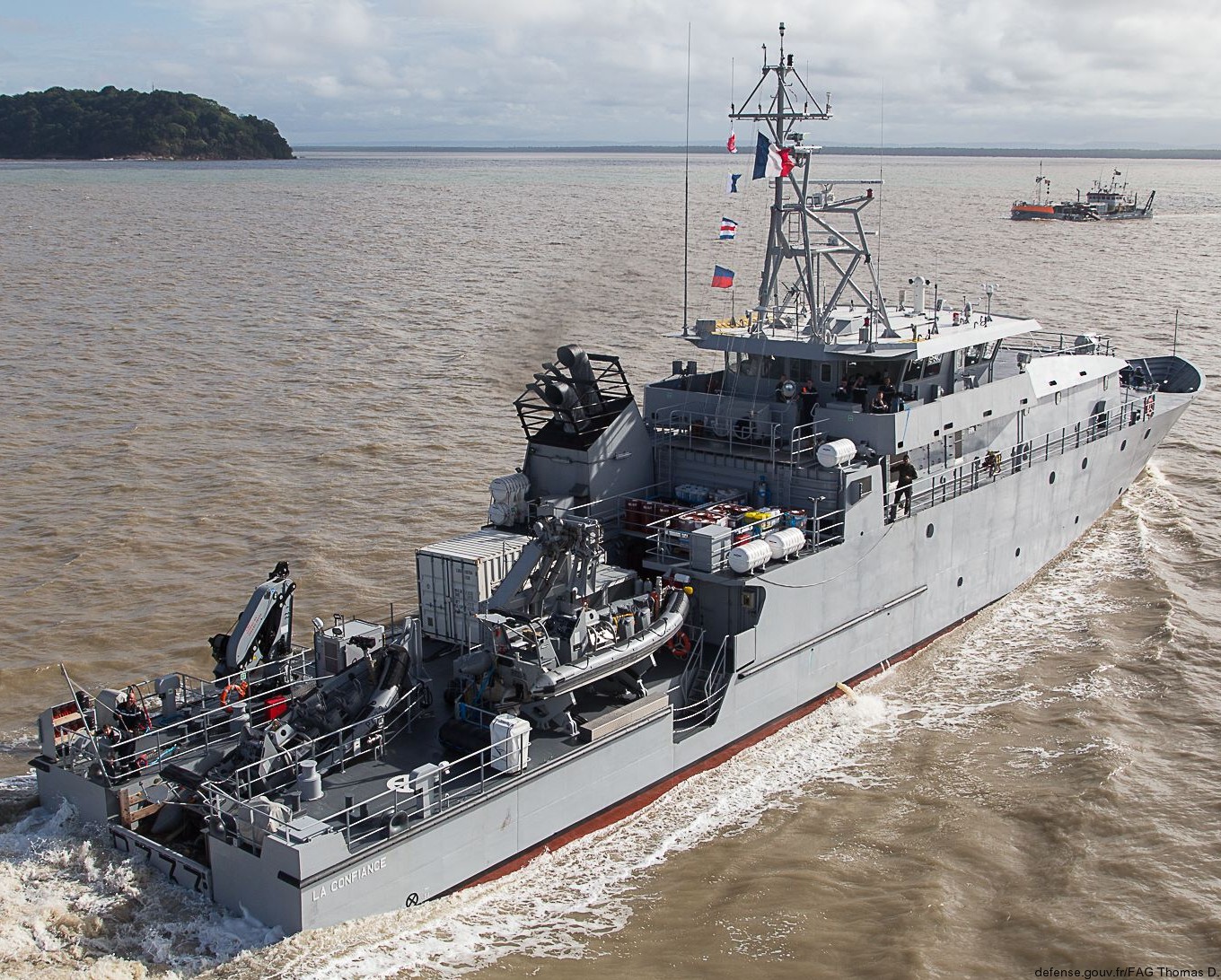 p-733 la confiance offshore patrol vessel opv patrouilleur antilles guyane pag french navy marine nationale 04
